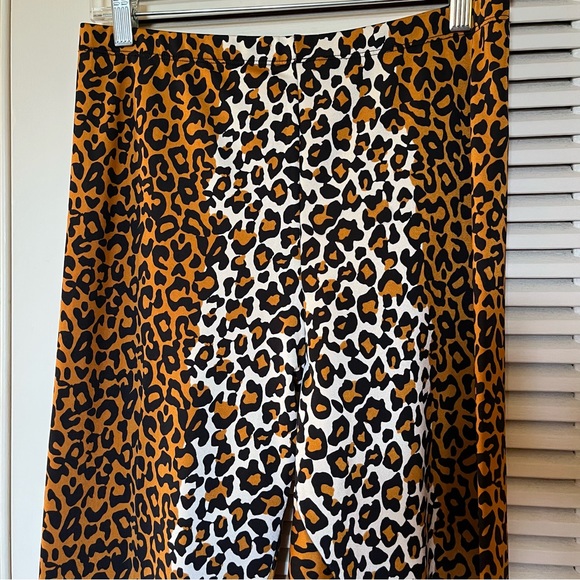 Pinup Girl Peggy Leopard Knit Legging - Picture 2 of 3